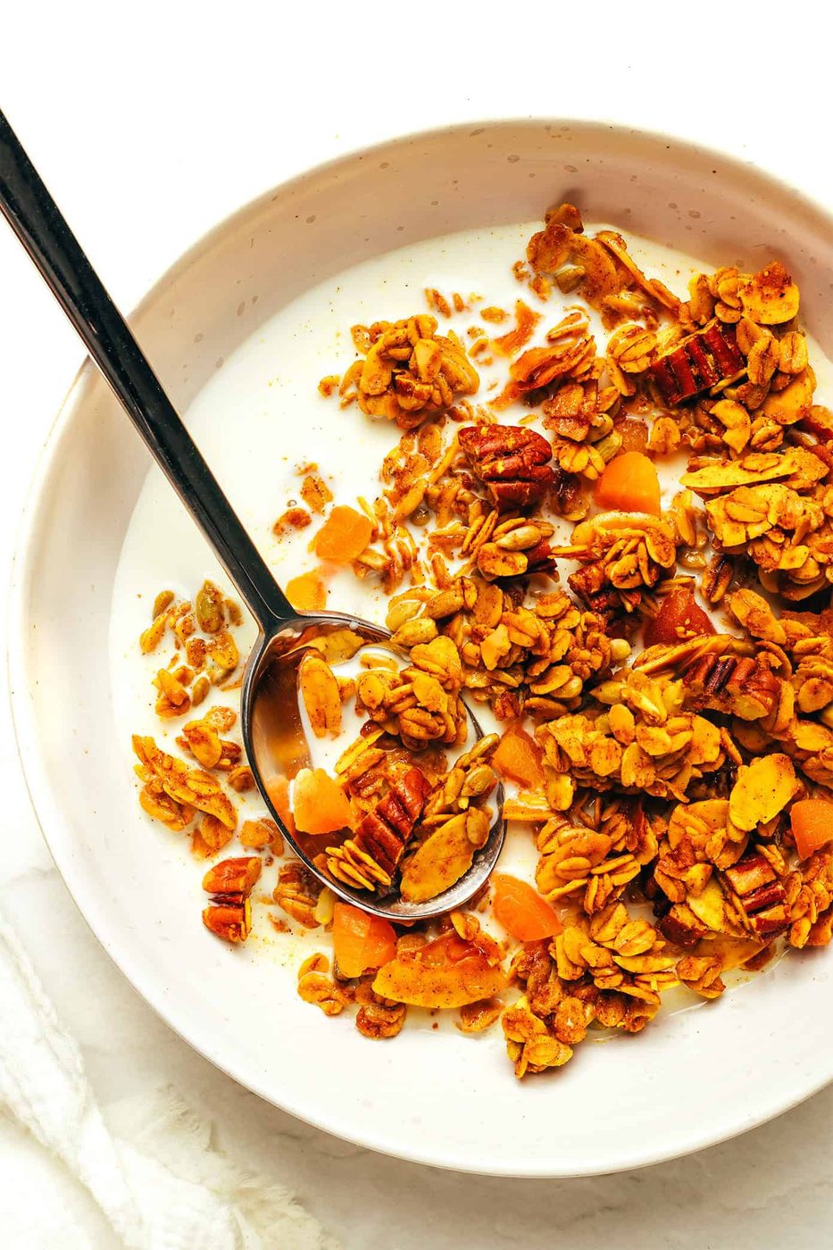 Homemade Golden Granola