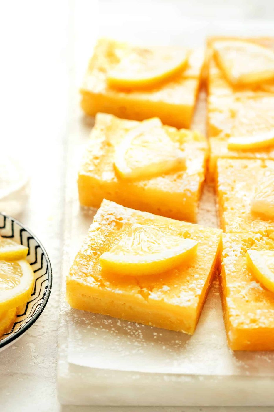5-Ingredient Lemon Bars at home