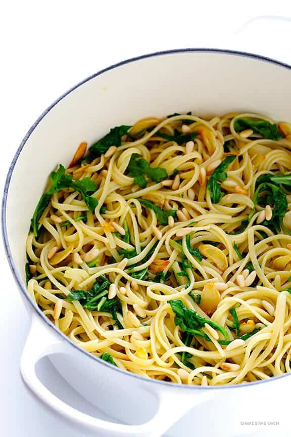 Linguine with Arugula, Garlic and Parmesan at home
