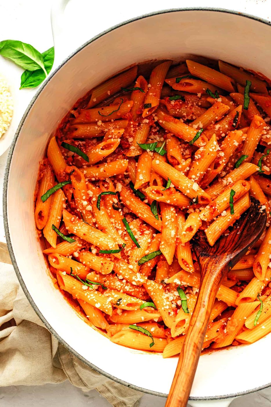 Penne Alla Vodka (Vodka Cream Pasta)