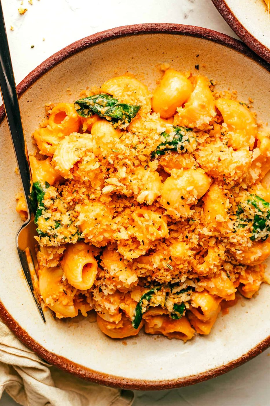 Homemade Smoky Pumpkin Mac and Cheese with Garlicky Breadcrumbs