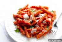 Velvety Roasted Red Pepper Pasta