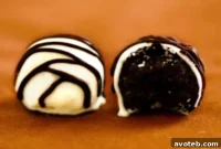Dreamy Oreo Snowball Bites