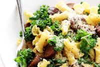 Rustic Italian Sausage, Kale and Mushroom Pasta