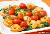 Garlic Shrimp with Spinach and Tomatoes