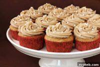 Vanilla Bean Chai Latte Cupcakes