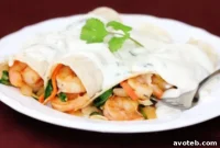 Zesty Verde Shrimp Enchiladas with Spicy Jalapeno Cream
