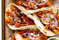 Smoky Chicken Tinga Tacos