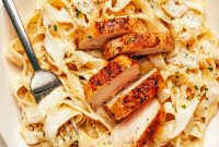 Velvety Fettuccine Alfredo