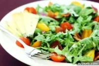 Smoky Bacon Arugula Salad with Creamy Buttermilk Dressing