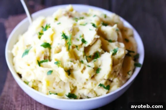 Hummus Mashed Potatoes | gimmesomeoven.com Hummus Mashed Potatoes