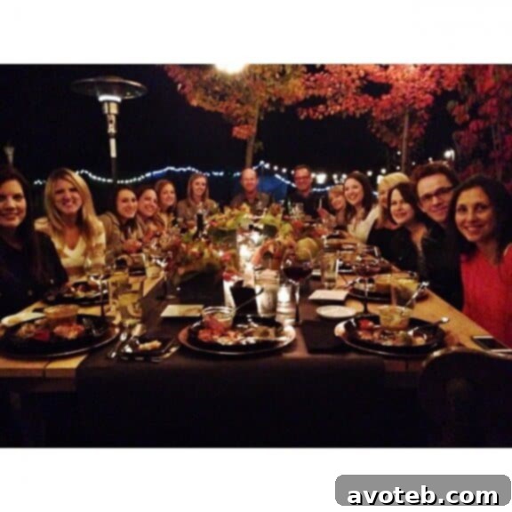 Bloggers Enjoying Dinner in Southern Oregon
