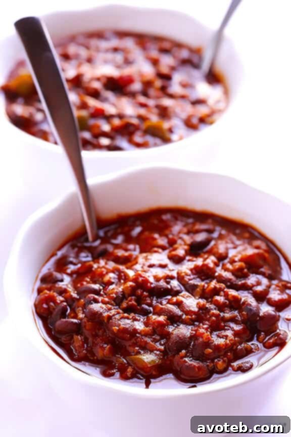 Quick and satisfying 5-Ingredient Chili: A super easy recipe for a hearty, flavorful chili that comes together in no time. Ideal for a comforting weeknight meal.