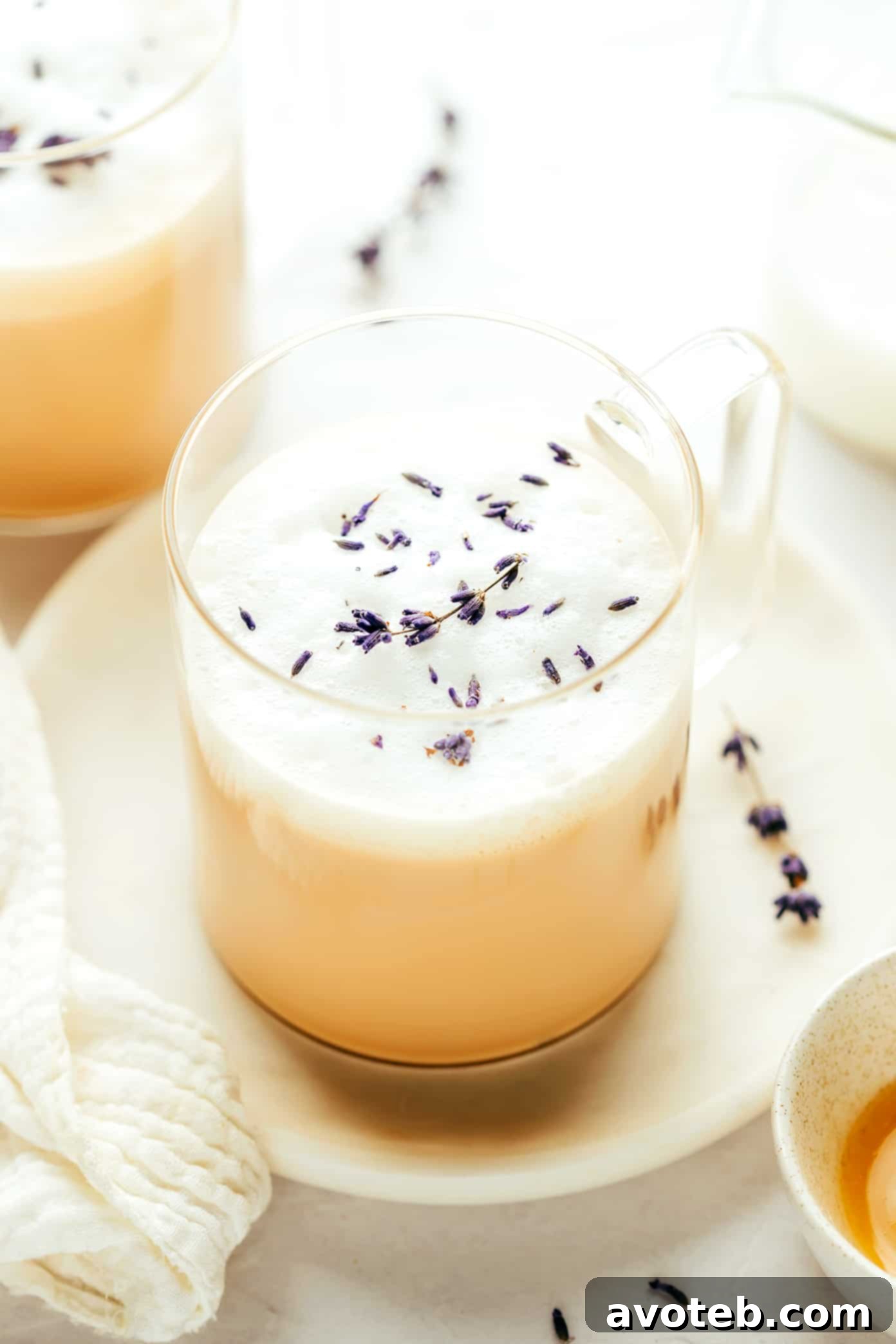 Cozy London Fog Latte (Earl Grey Latte) - Hot or Iced
