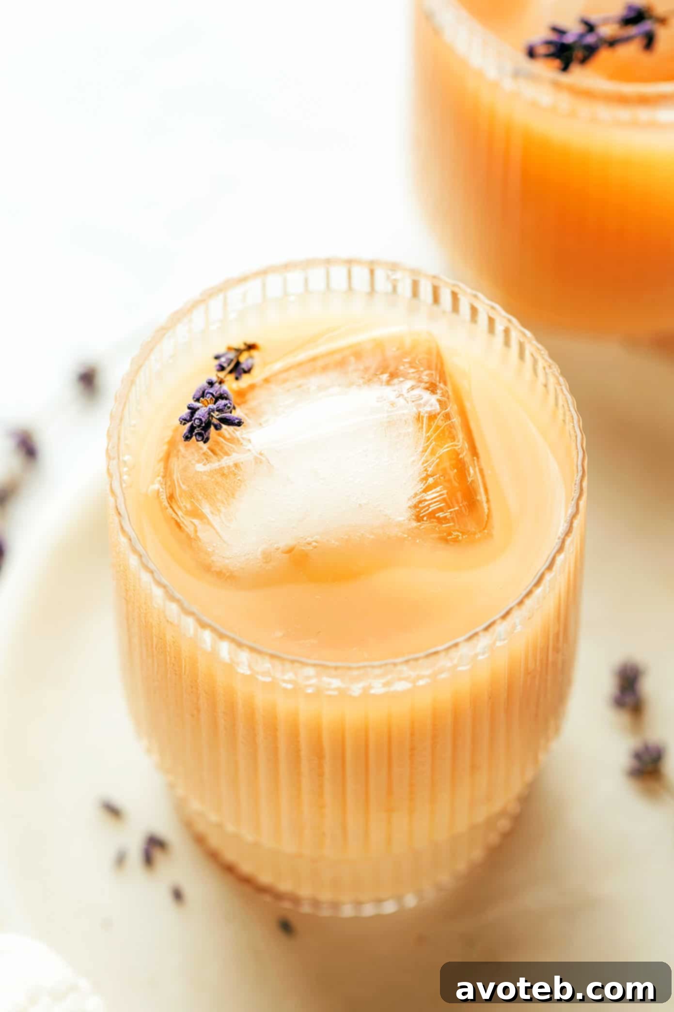 Refreshing Iced London Fog Latte ready to drink