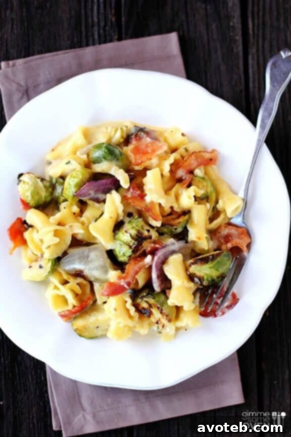 Brussels Sprouts, Bacon and Pepperjack Macaroni & Cheese | gimmesomeoven.com
