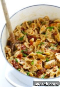 Creamy Pasta with Chicken & Sun-Dried Tomatoes