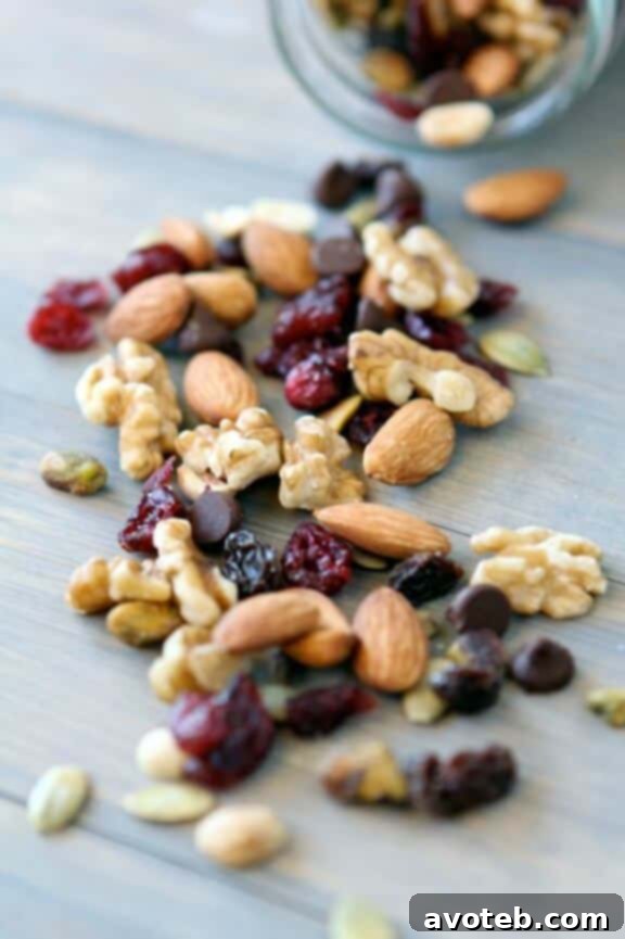 Healthy Trail Mix | withstyleandgraceblog.com