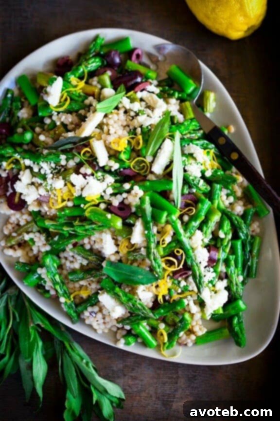 Spring Asparagus Salad | feastingathome.com