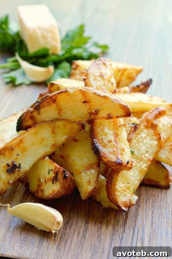 15 Simple Summer BBQ Ideas 13 Garlic Parmesan Grilled Potato Wedges