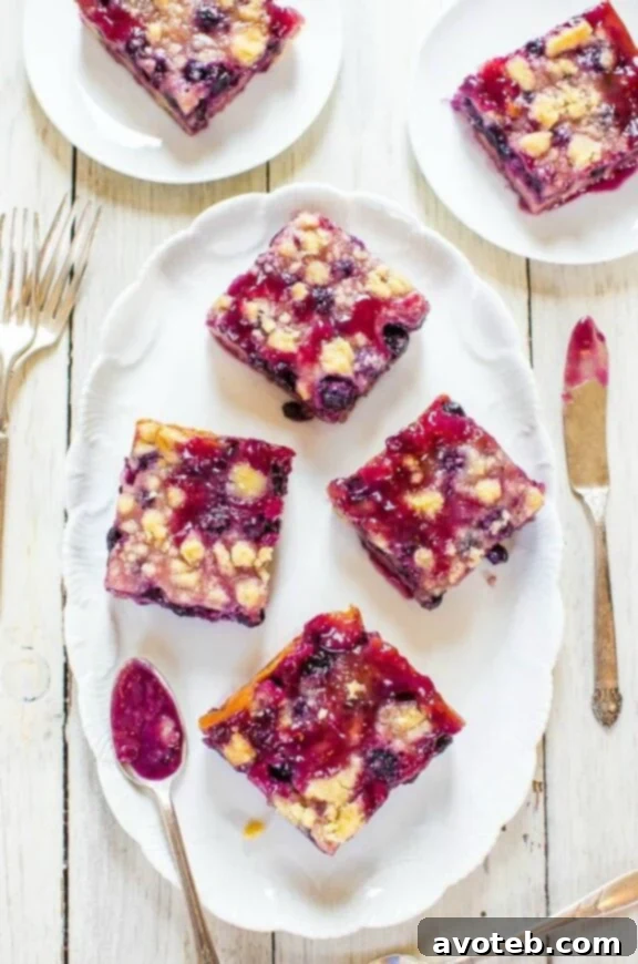 15 Naturally Vibrant Red, White, and Blue Recipes 11 Blueberry Pie Bars | averiecooks.com