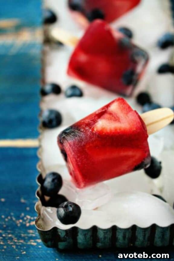 15 Naturally Vibrant Red, White, and Blue Recipes 14 Berry-Lime Popsicles | mybakingaddiction.com