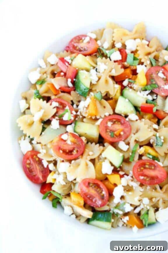 Easy Summer Pasta Salad | twopeasandtheirpod.com