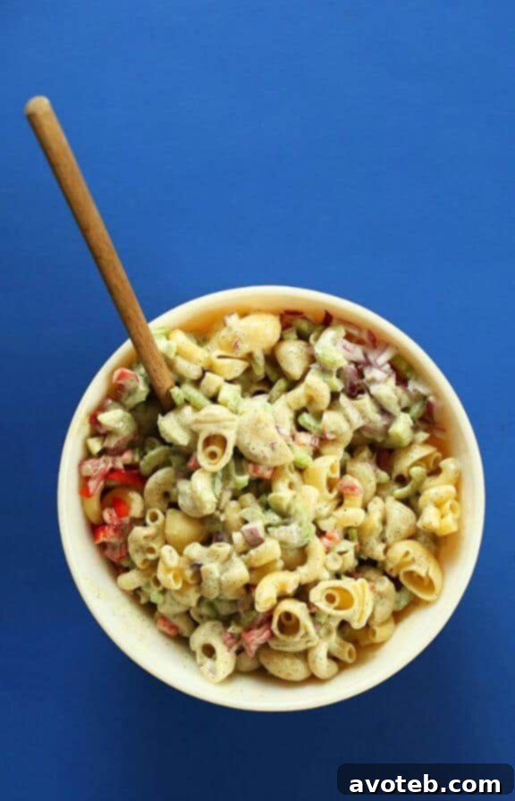 Vegan Macaroni Salad | minimalistbaker.com