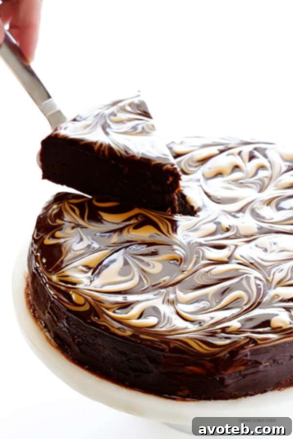 Fudgy Peanut Butter Flourless Chocolate Bliss 6 Peanut Butter Flourless Chocolate Cake -- made with just 5 easy ingredients, and so rich and delicious! | gimmesomeoven.com