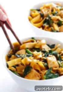 Pad See Ew (Thai Sweet Stir Fried Noodles) recipe image