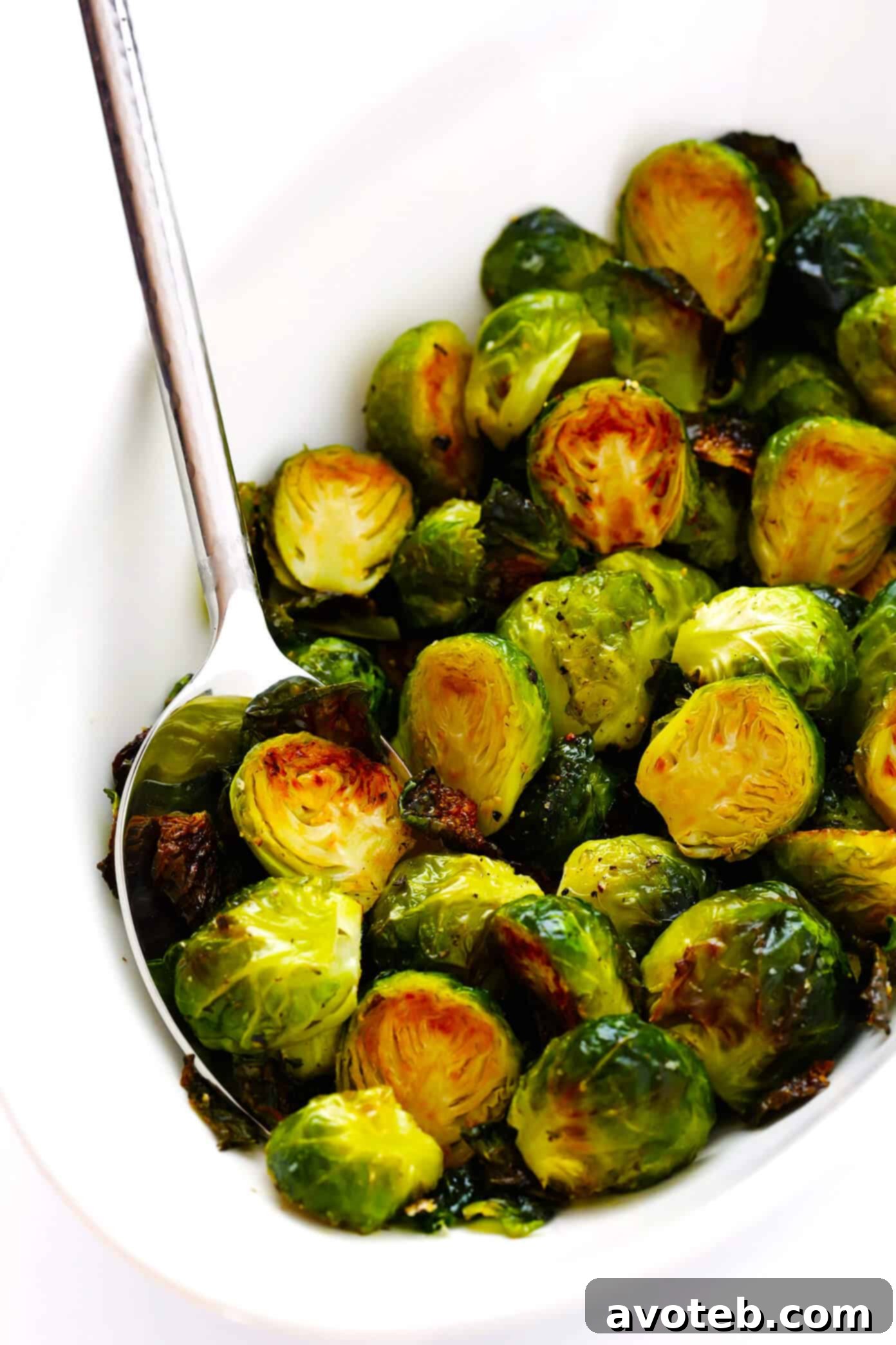 The BEST Roasted Brussels Sprouts Recipe - Crispy and Flavorful