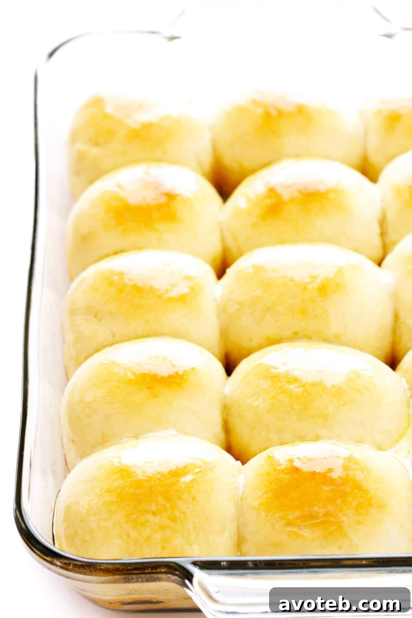 1-Hour Dinner Rolls Recipe in Baking Dish
