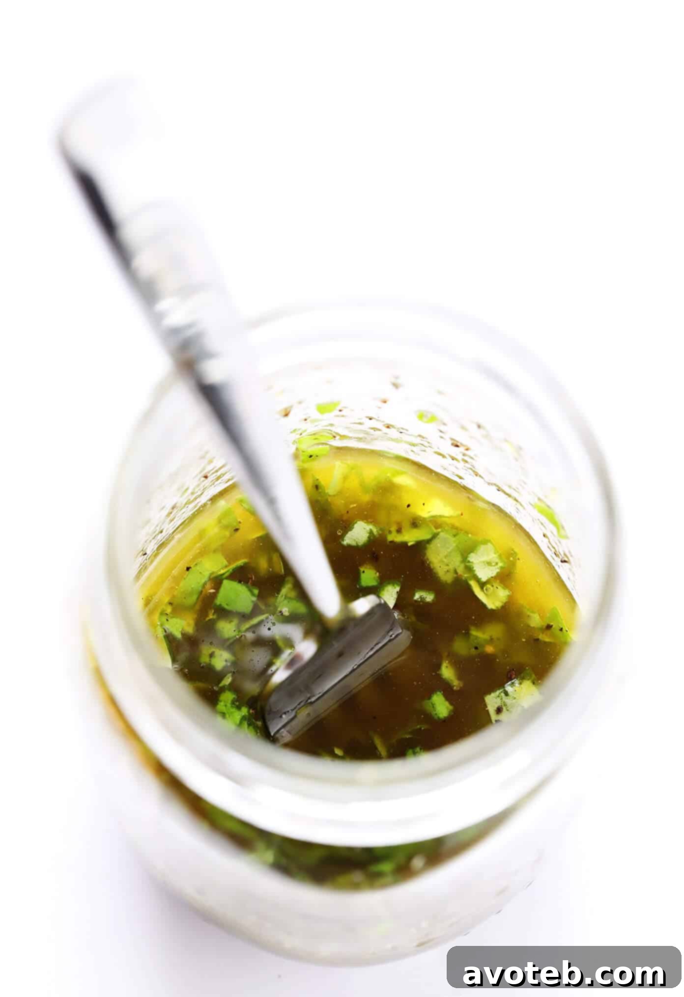This Lemon-Basil Vinaigrette is the key ingredient in this delicious Lemony Artichoke Pasta Salad recipe! | gimmesomeoven.com