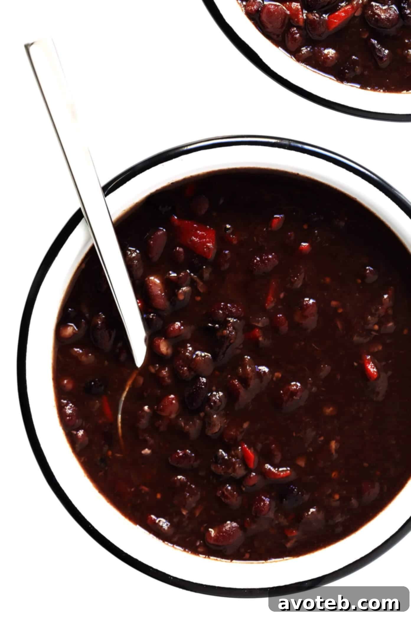 The BEST Vegan Black Bean Chili Recipe with all the toppings