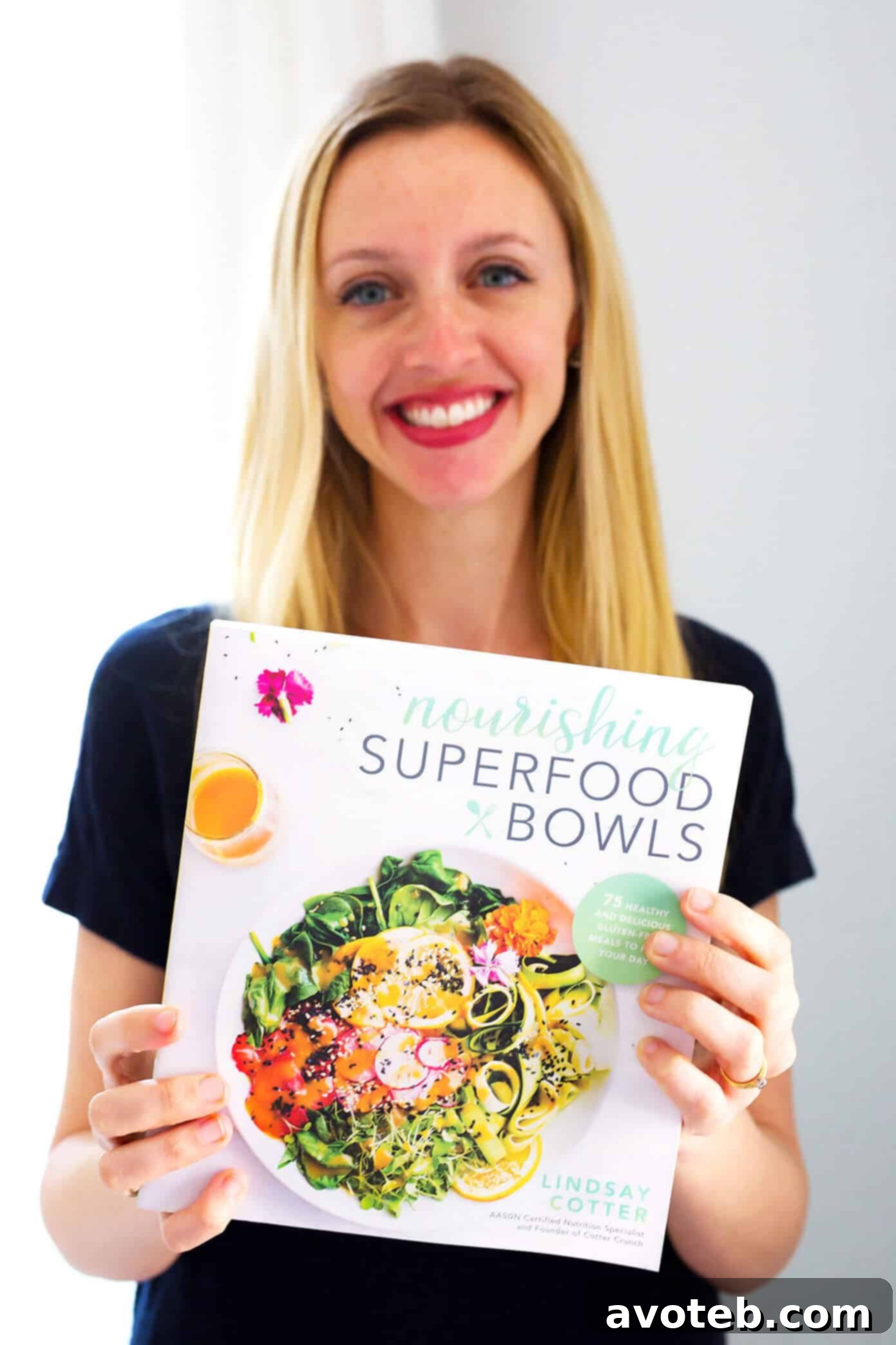 Cover of Nourishing Superfood Bowls cookbook by Lindsay Cotter