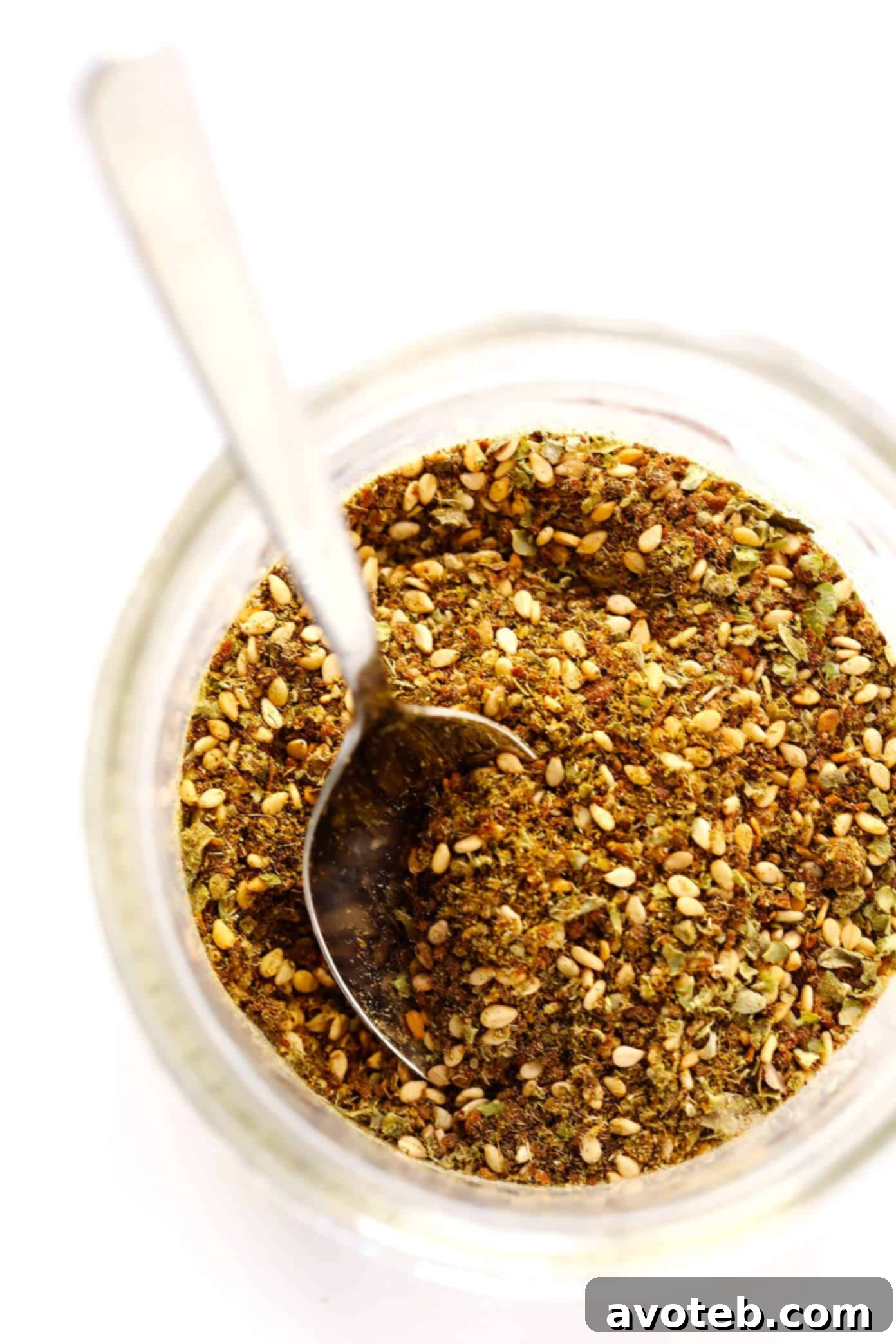 A bowl of homemade Za'atar seasoning mix.