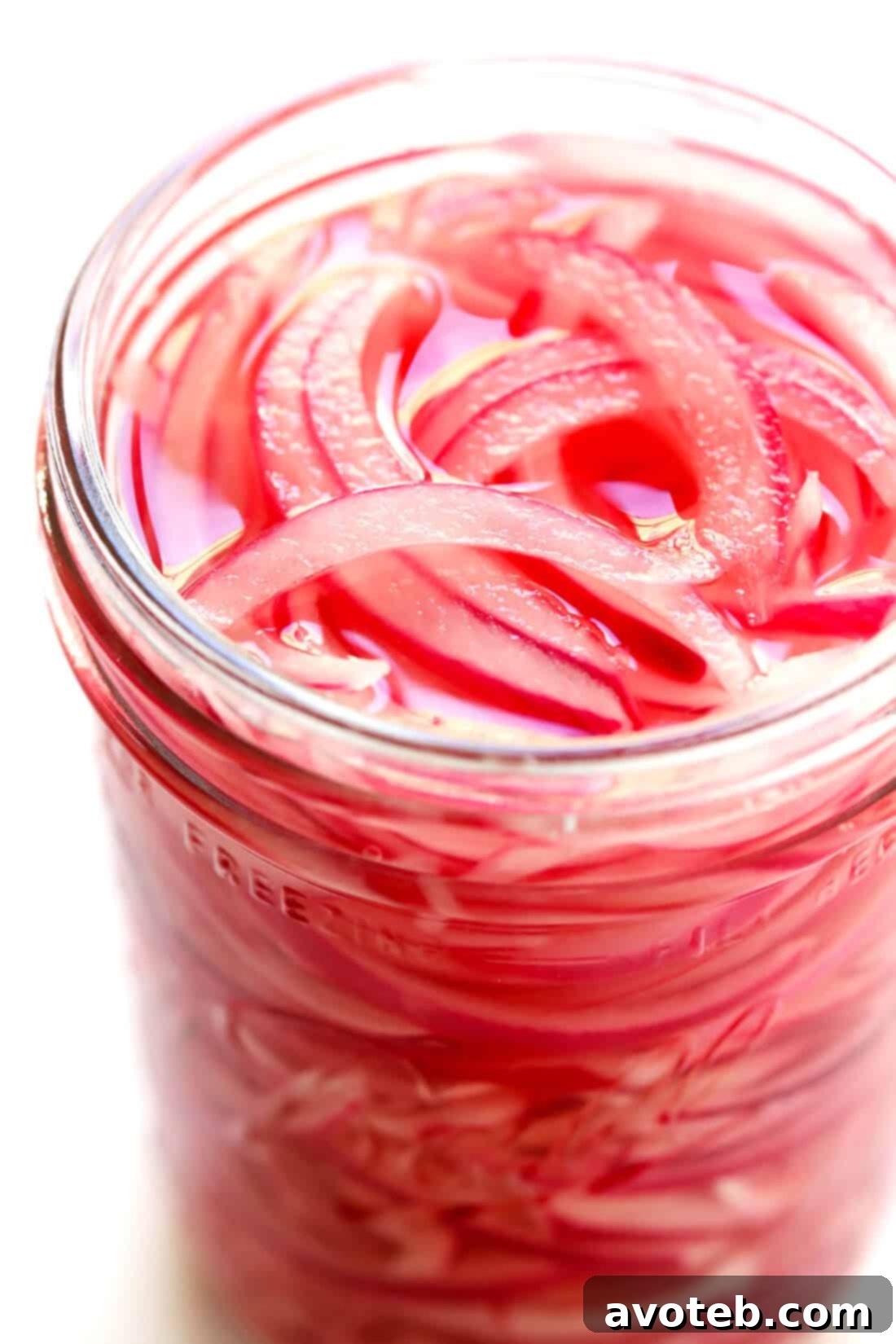 30-Minute Quick Pickled Onions: Your ultimate guide to making perfect tangy onions.