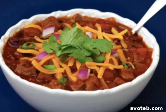 Classic Chili (Chili Con Carne) served with toppings