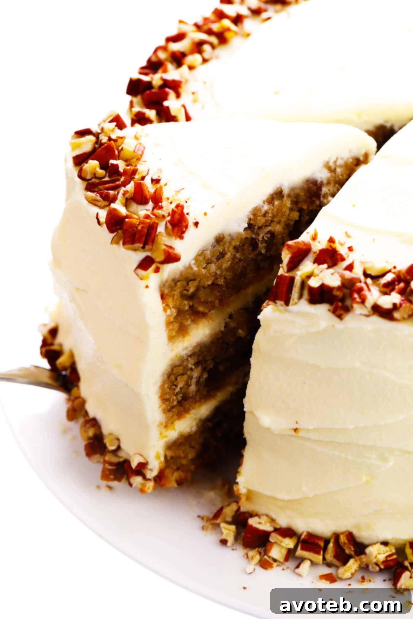 Hummingbird cake with cream cheese frosting